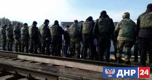 Киев пошел на силовой разгон блокады Донбасса, «редуты» ветеранов «АТО» штурмует бронетехника.